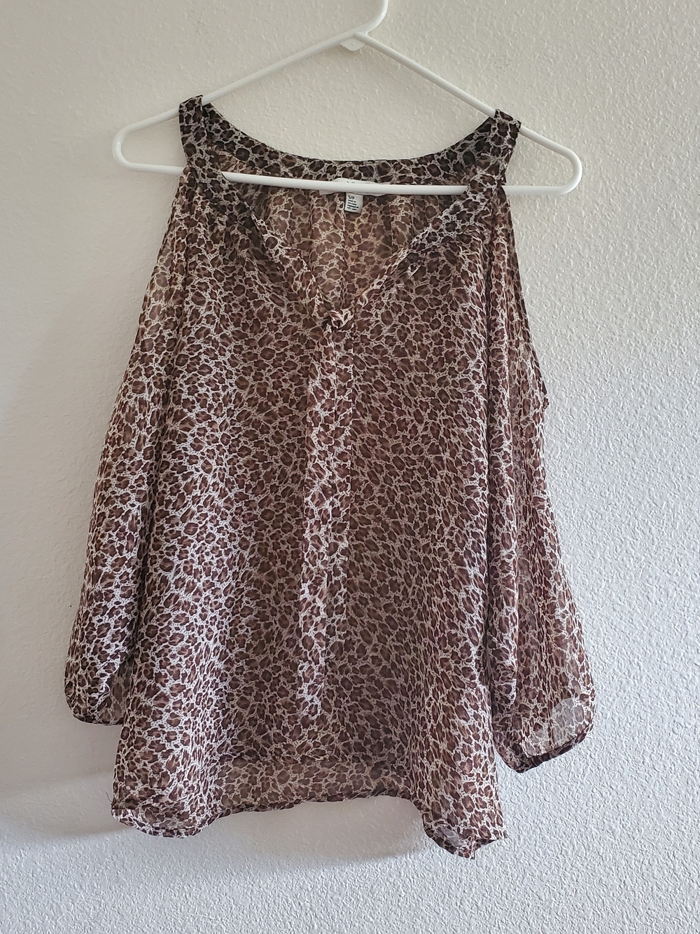 Forever 21 Brown Leopard-Print Cold-Shoulder Blouse Size S/P